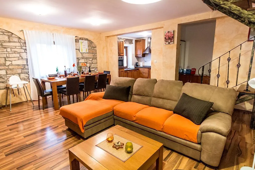 Apartment Stancija Rosello Novigrad 0*, Novigrad (Istria) Croatia