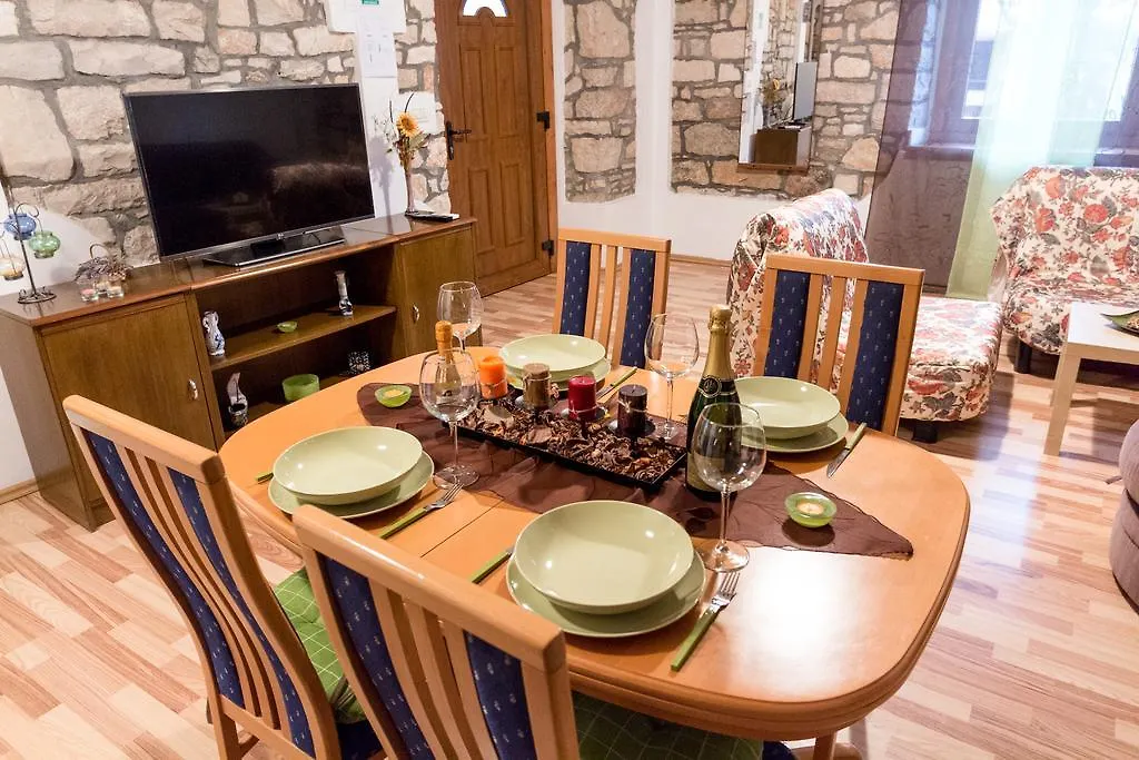 Apartment Stancija Rosello Novigrad